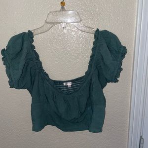 Green cropped top